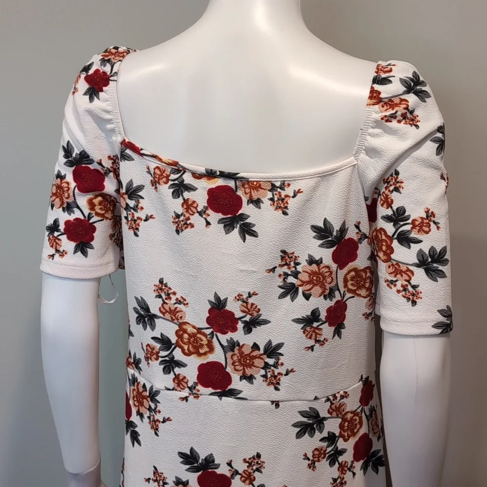 SHEIN White And Red Floral Square Neck Short Sleeve Slit Front Midi Dress XXL